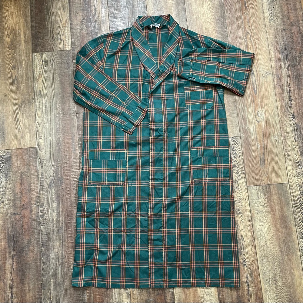 McKenzie men’s dressing robe